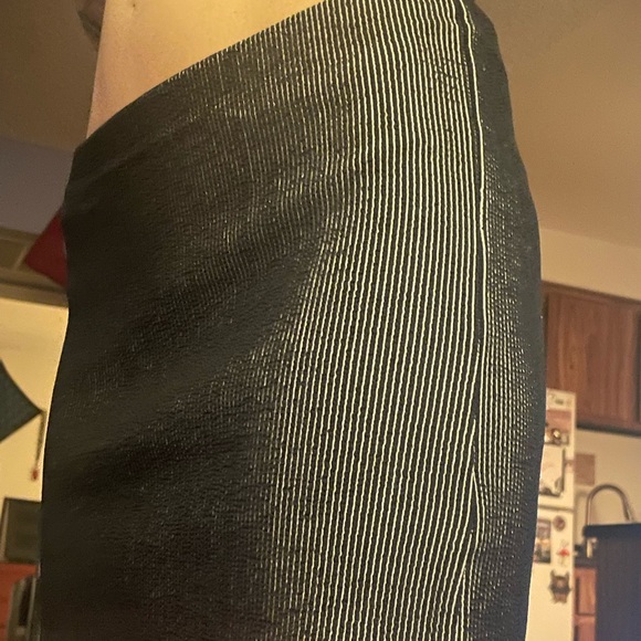 Guess by Marciano skirt - Picture 7 of 7